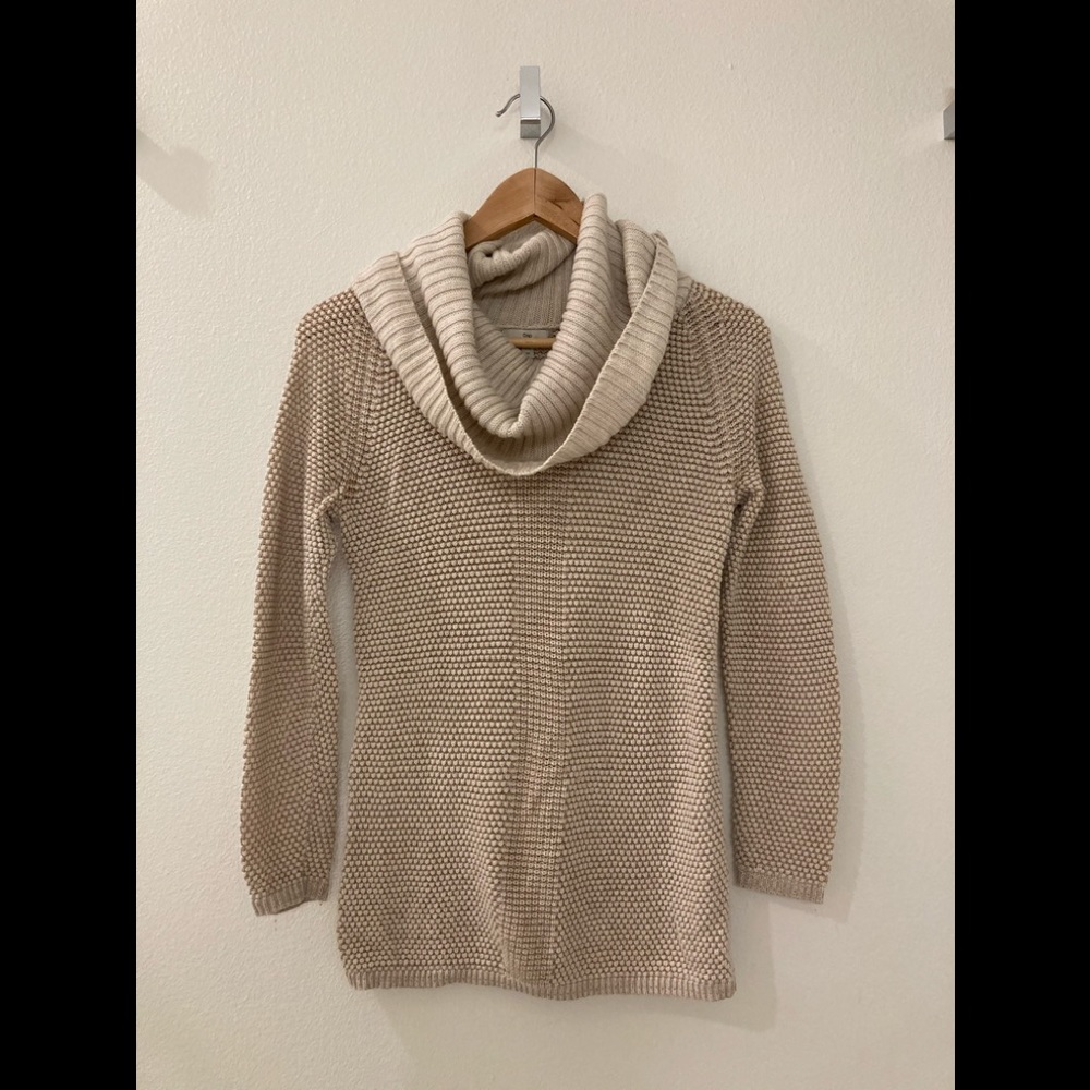 GAP Turtle neck XS